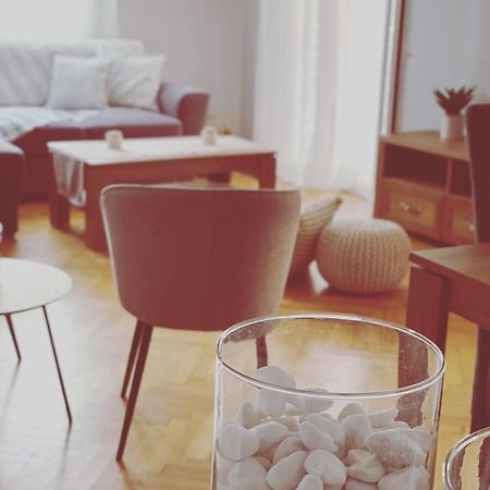 Myrtia Home Превеза Екстериор снимка